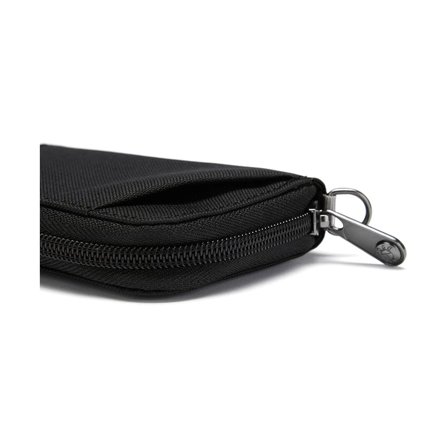 Pacsafe RFIDsafe RFID Blocking Card Wallet Jet Black Jet Black