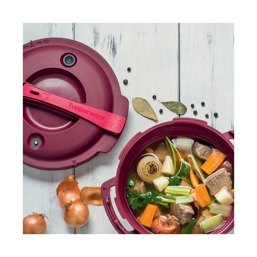 Tupperware Microwave Pressure Cooker Maroon Maroon
