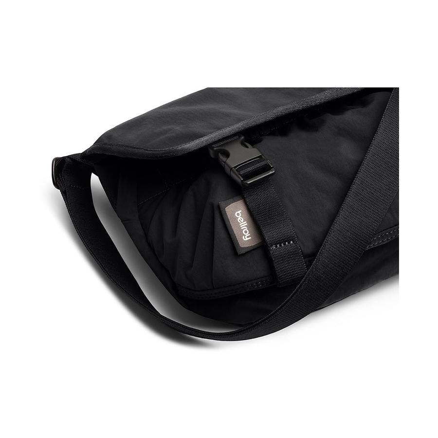 Bellroy Cinch Mini Messenger Black Black