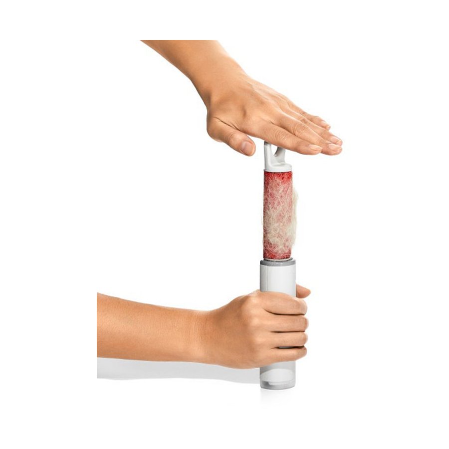 OXO Good Grips On The Go Reusable Lint Brush Red Red