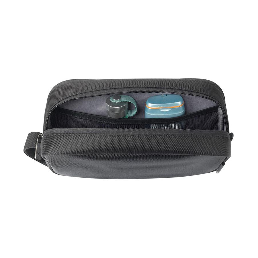 Victorinox Werks Traveler 6.0 Toiletry Kit Black Black