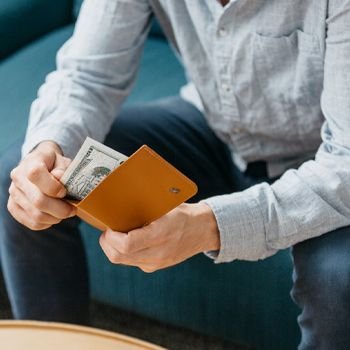 9. Bellroy RFID Hide & Seek HI Leather Wallet 