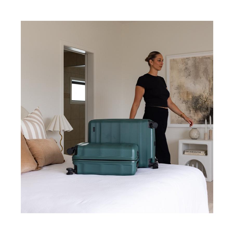 Luna-Air Carry-On & Large Set Forest Green