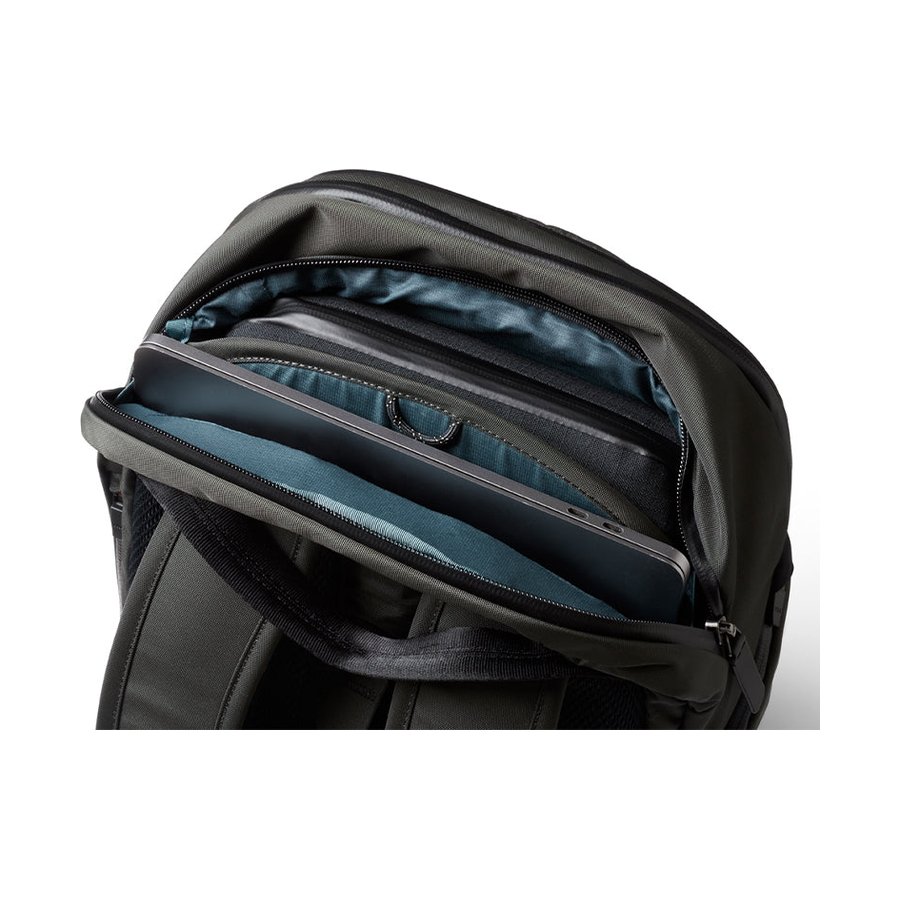 Bellroy Transit Workpack Pro 22L Olive Olive