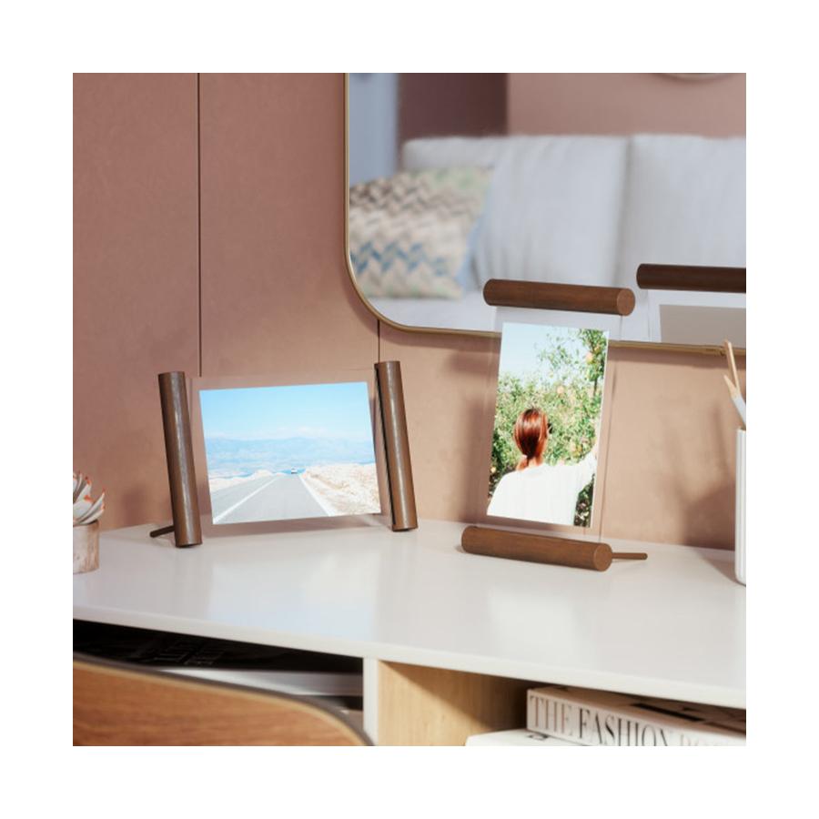 Umbra Scroll Picture Frame (10 x 15cm) Light Walnut Light Walnut
