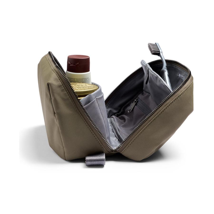 Bellroy Toiletry Kit Plus Sea Kelp Sea Kelp