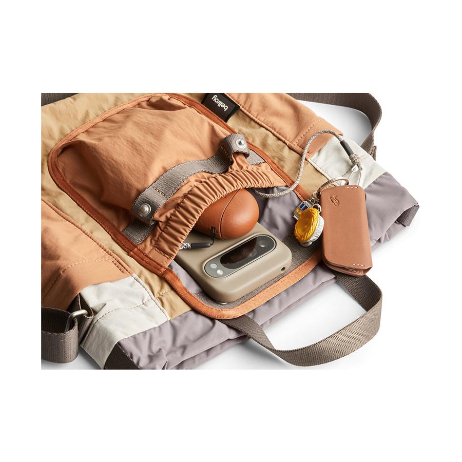 Bellroy Cinch Bucket Bag Sand Dune Sand Dune