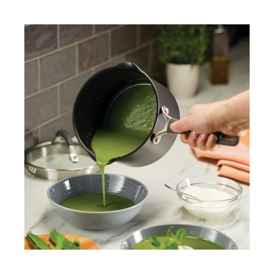 Circulon ScratchDefense A1 14cm Open Milkpan Black Black