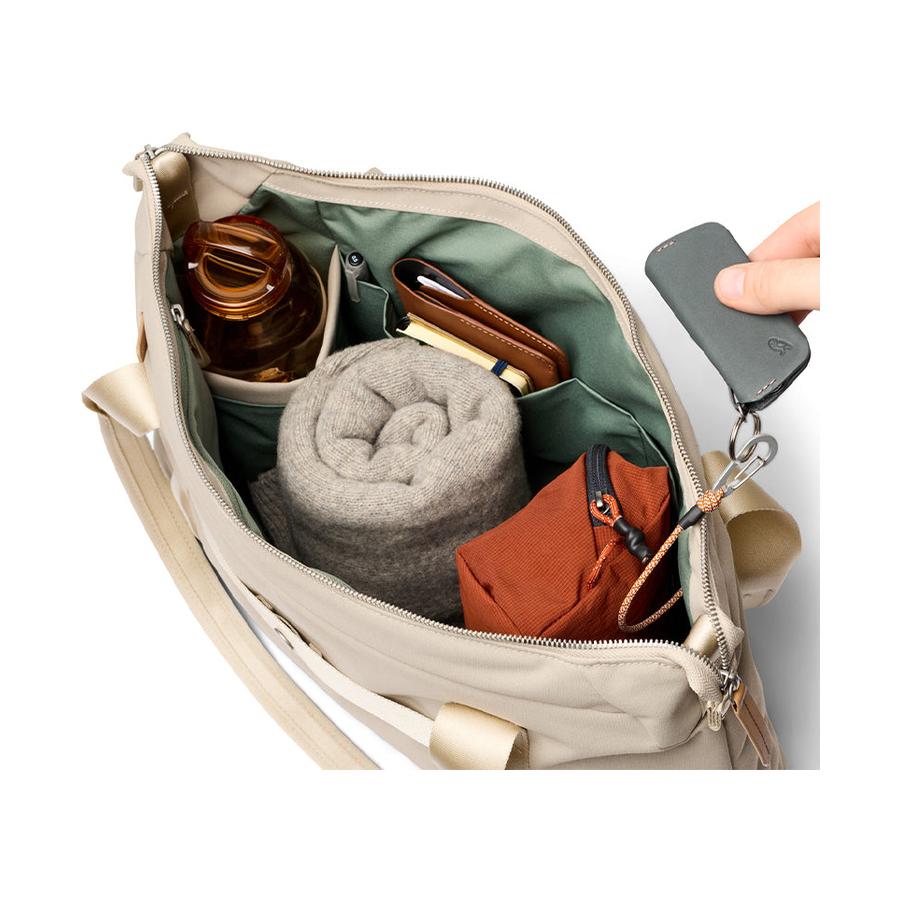 Bellroy Classic Tote Tahini Tahini