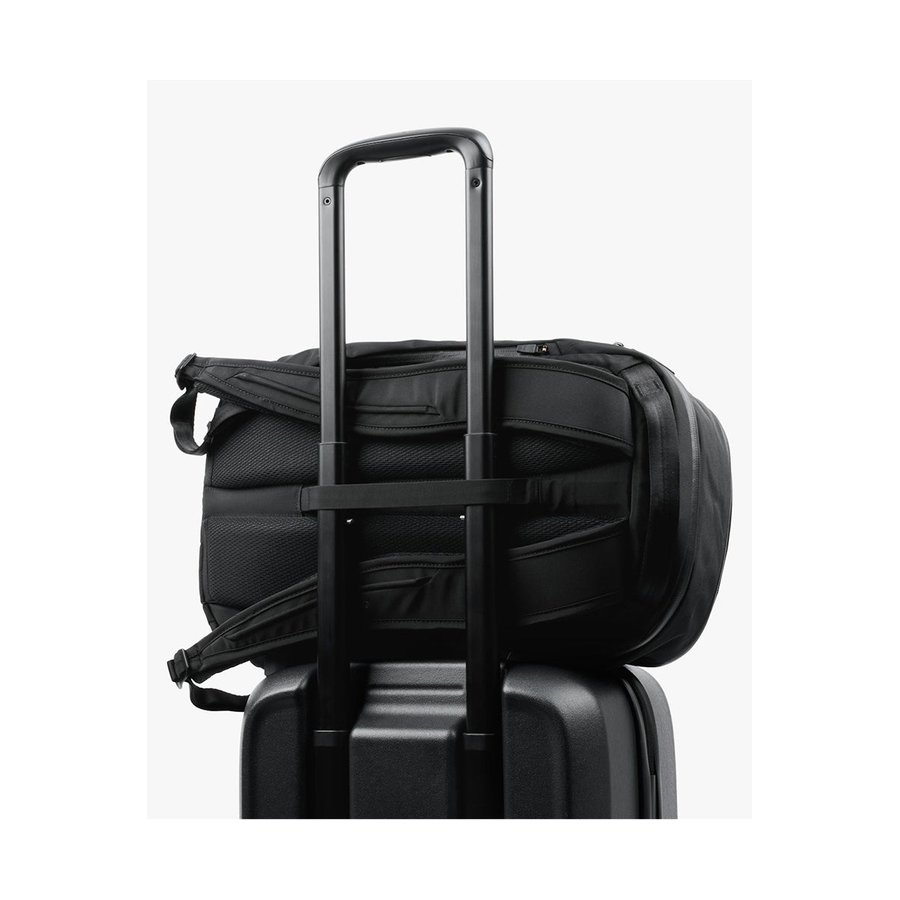 Bellroy Transit 58cm Hardside Carry-On Plus Suitcase Black Black