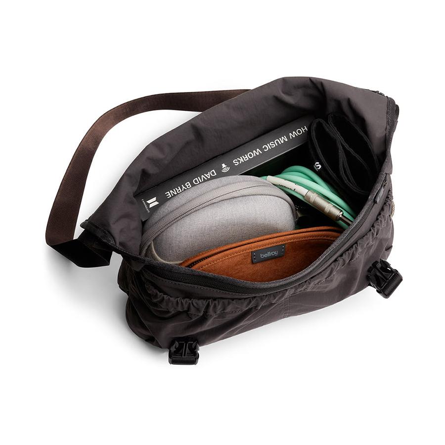 Bellroy Cinch Messenger Black Rock Black Rock