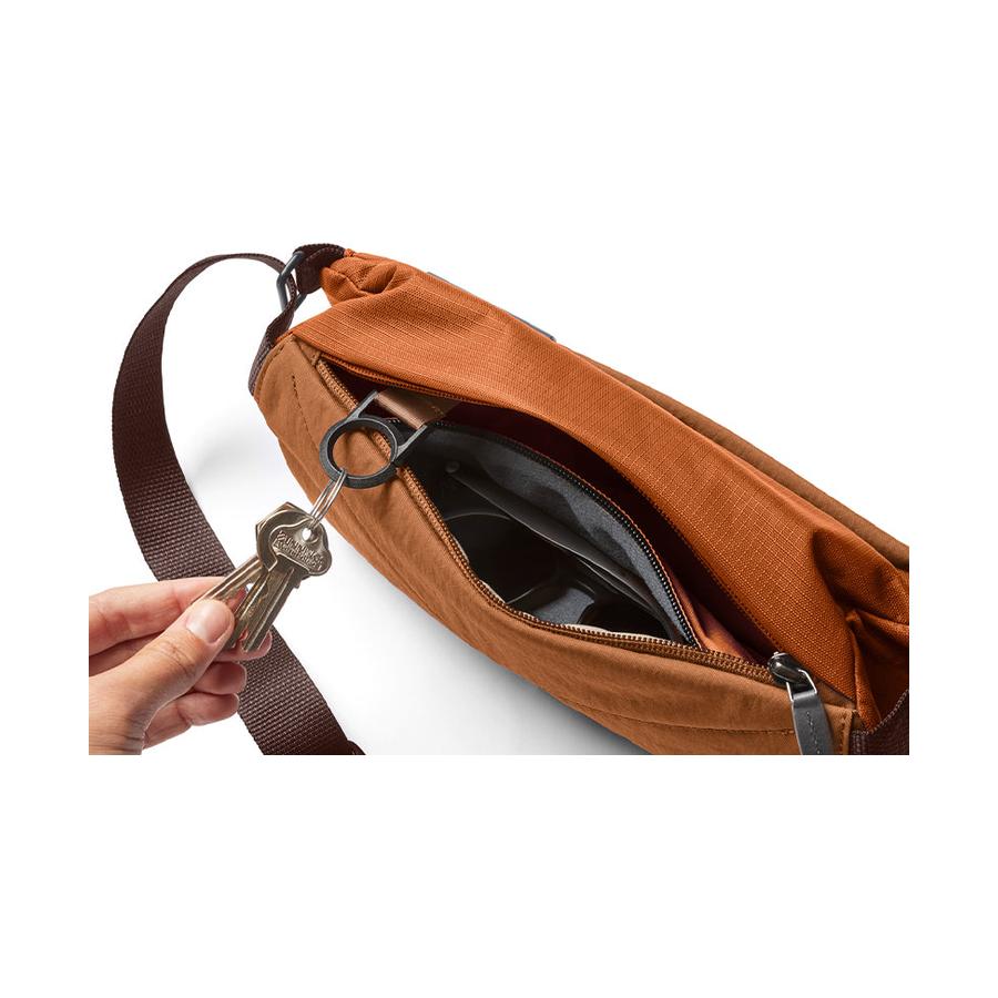 Bellroy Sling Bag Mini Bronze Bronze