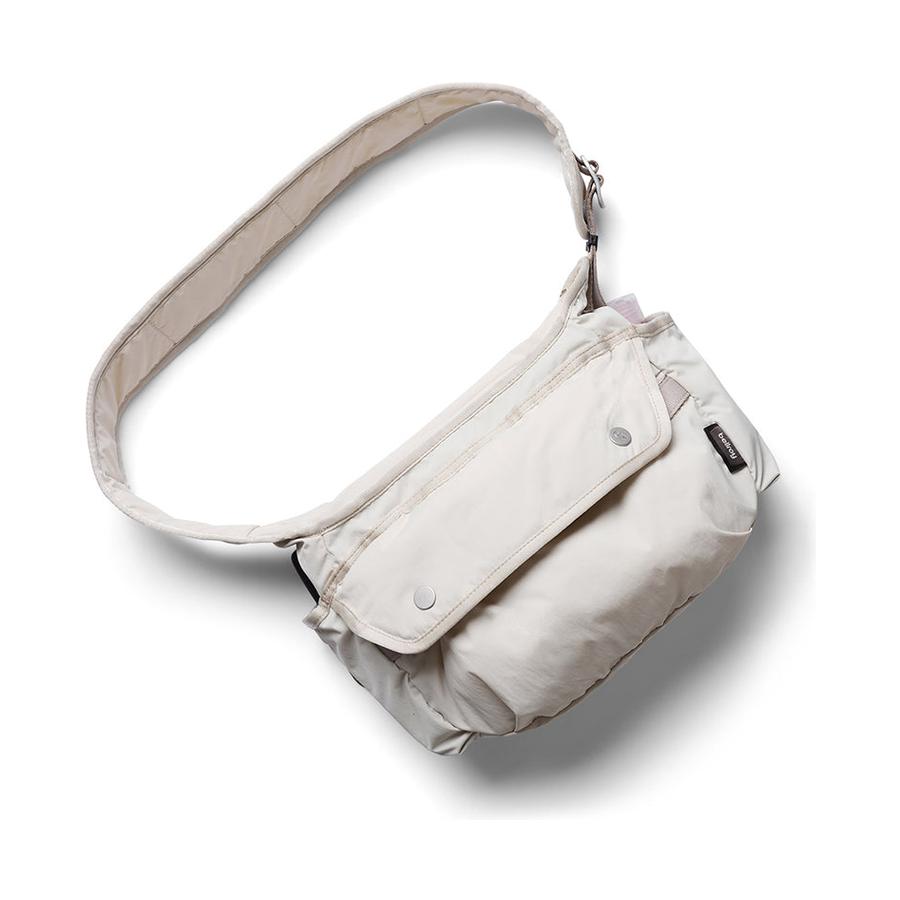 Bellroy Cinch Sling Oat Oat