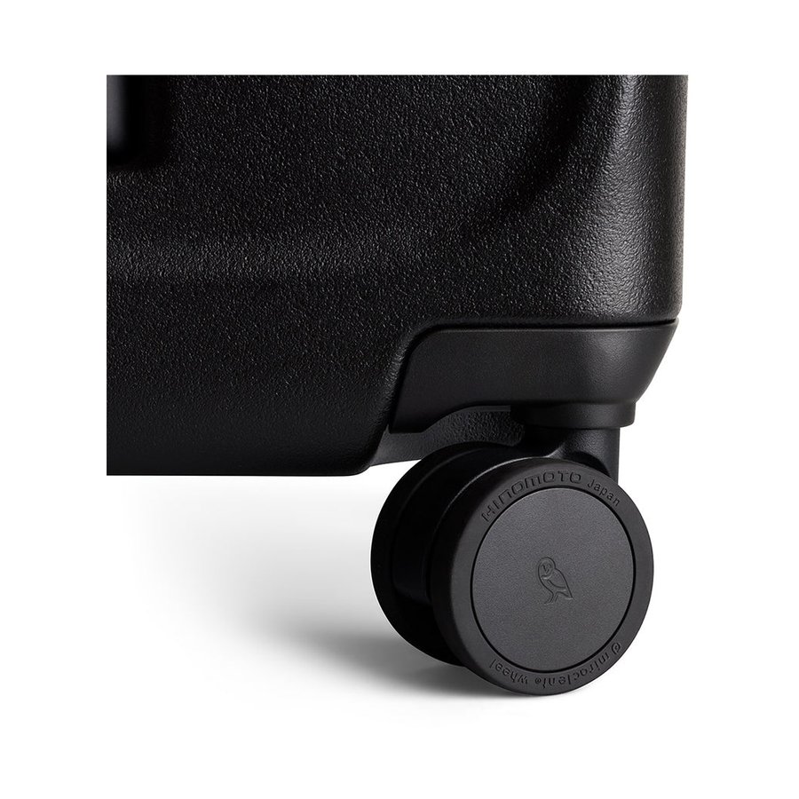 Bellroy Transit 77cm Large Hardside Check-In Suitcase Black Black