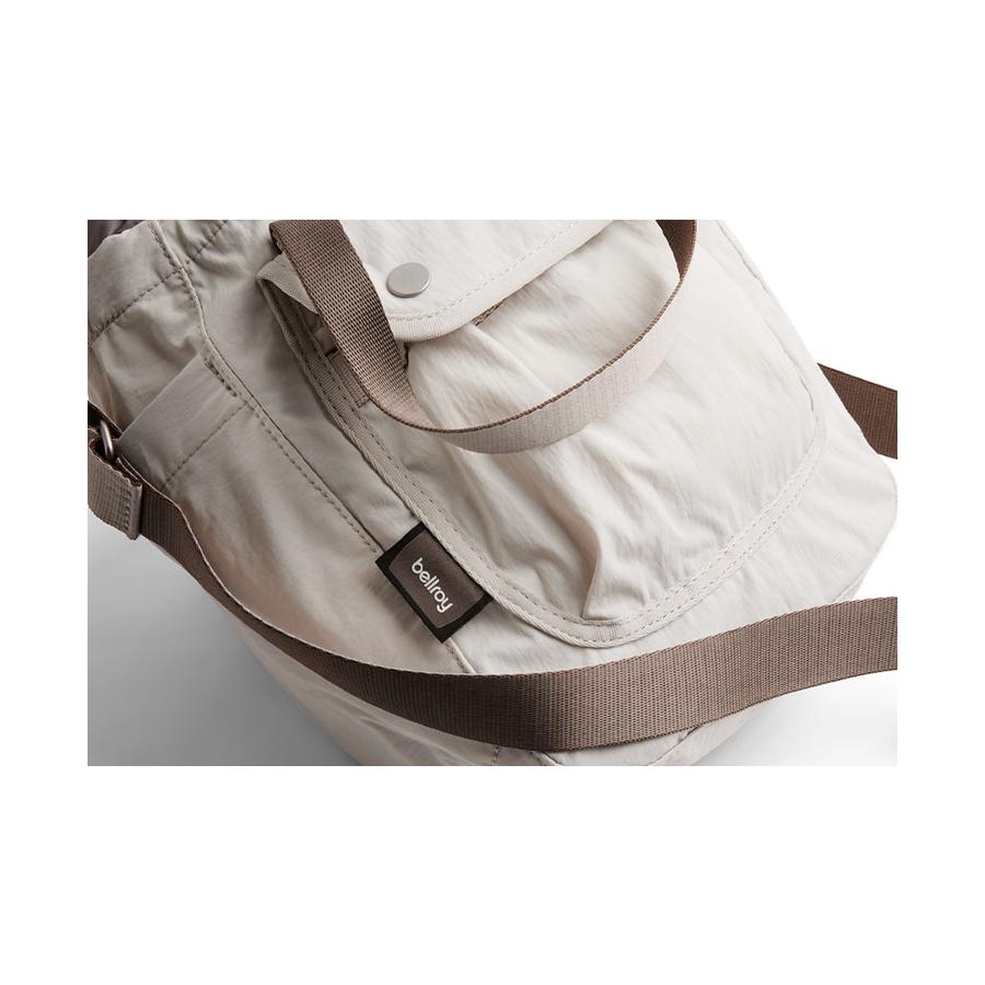 Bellroy Cinch Bucket Bag Oat Oat