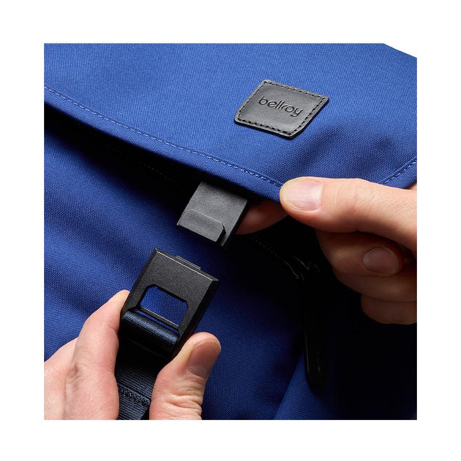 Bellroy Classic Messenger Indigo Indigo