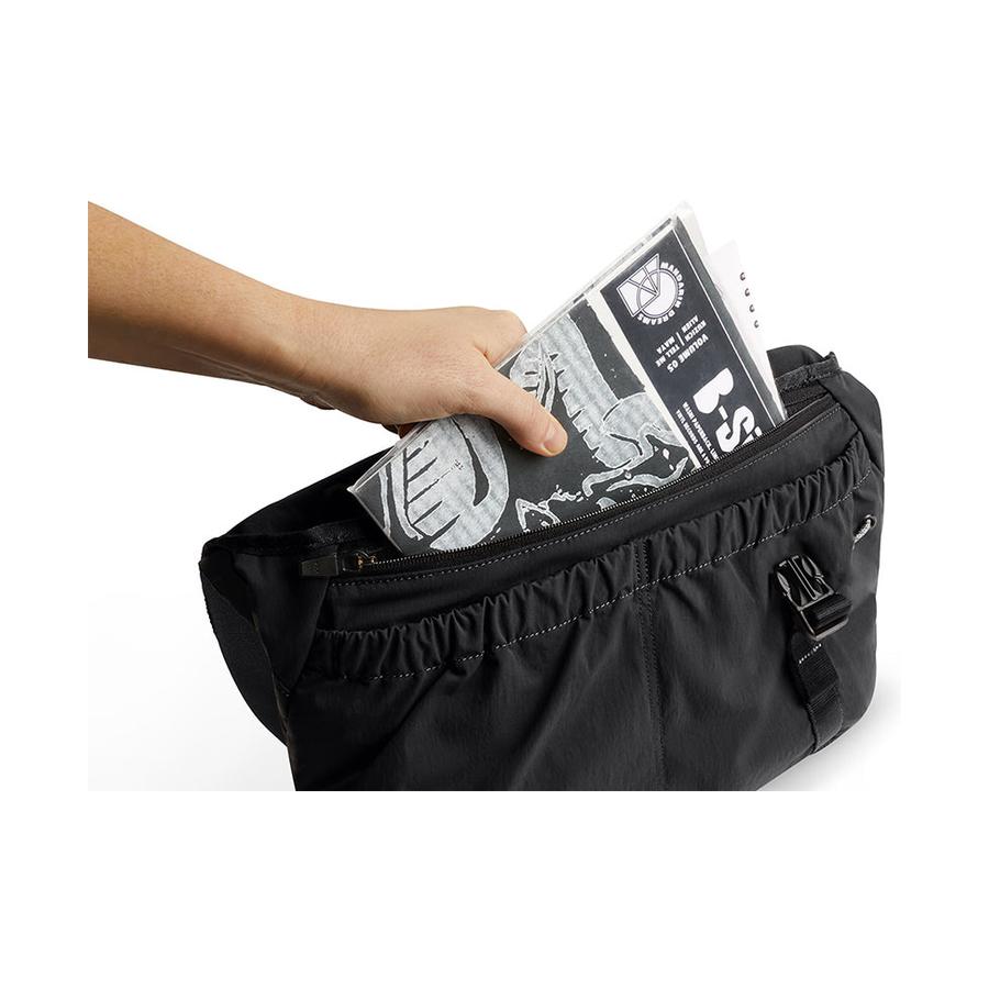 Bellroy Cinch Messenger Black Black