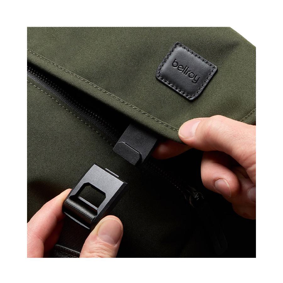 Bellroy Classic Messenger Olive Olive