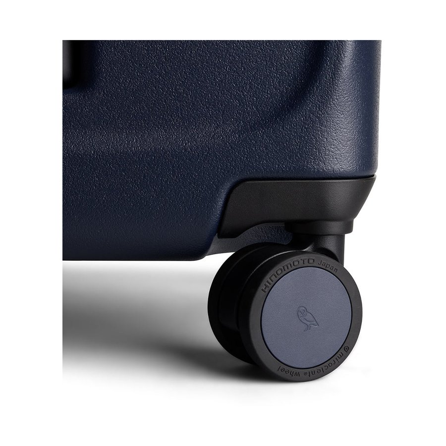 Bellroy Transit 68cm Hardside Check-In Suitcase Nightsky Nightsky