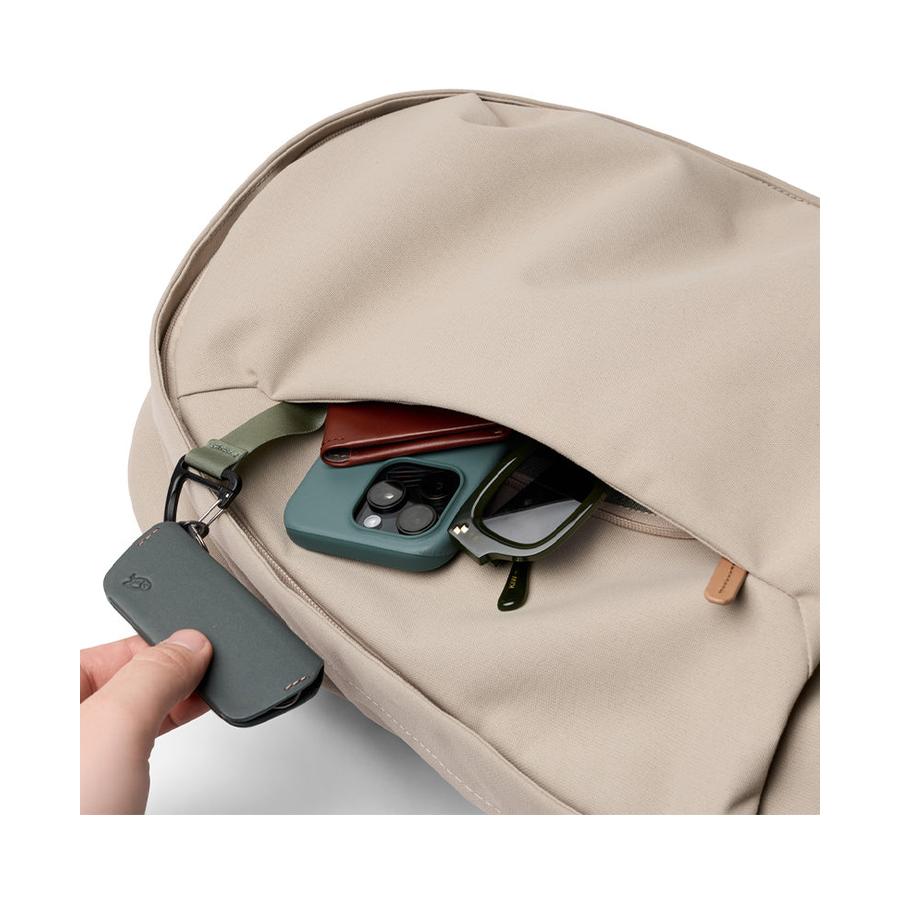Bellroy Classic Backpack - Third Edition Tahini Tahini