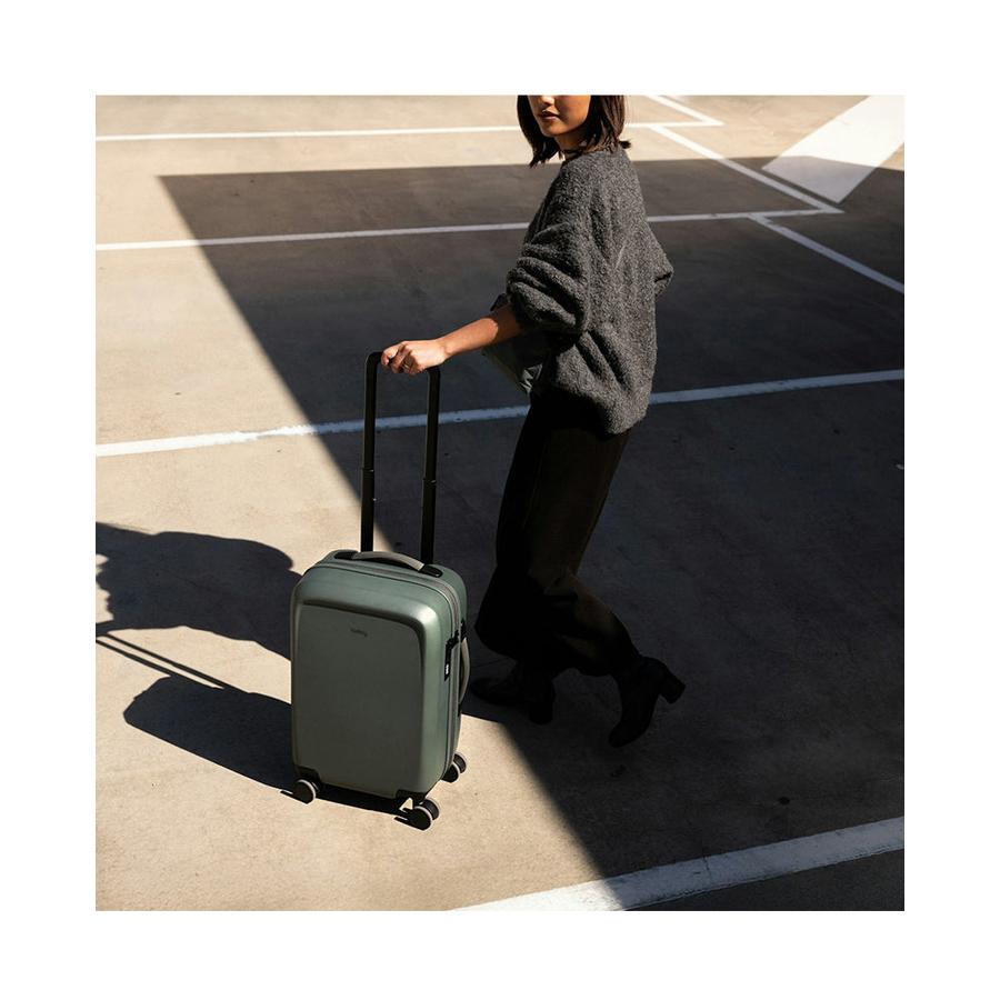 Bellroy Transit 55cm Hardside Carry-On Suitcase Everglade Everglade