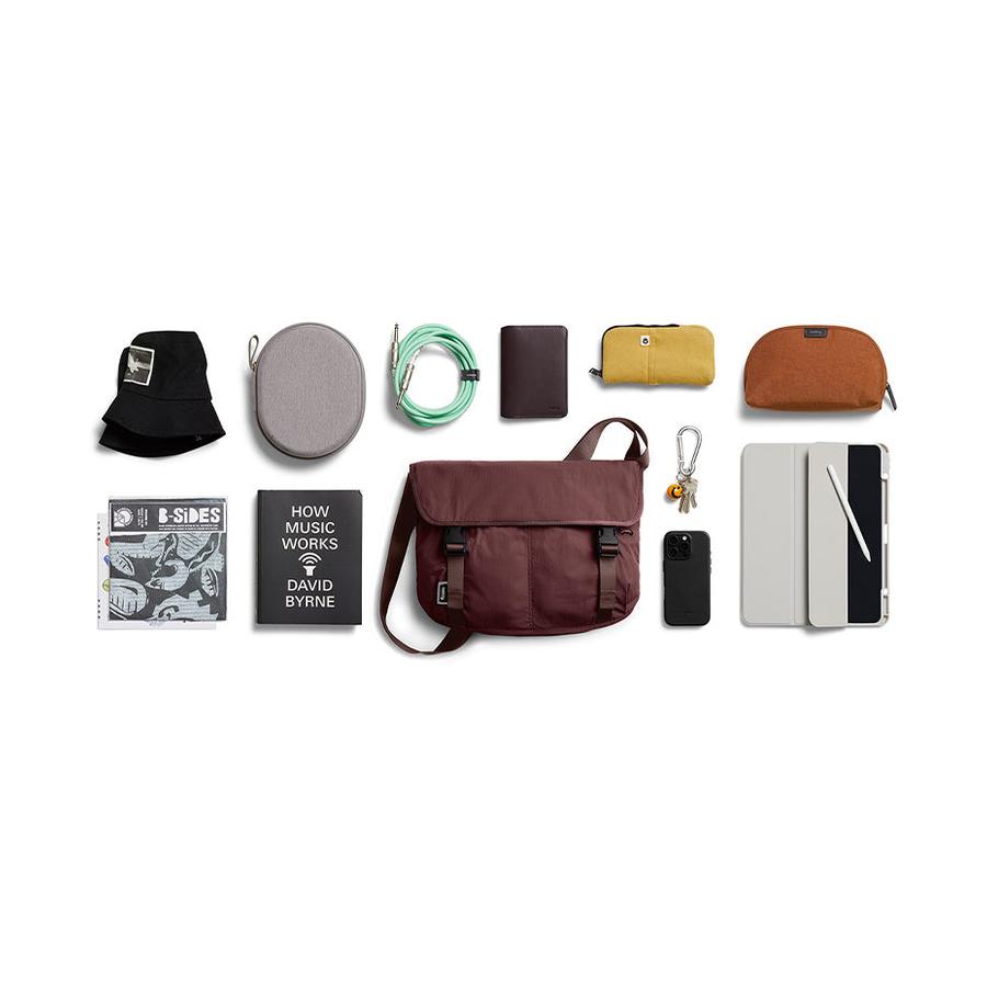 Bellroy Cinch Messenger Burgundy Burgundy