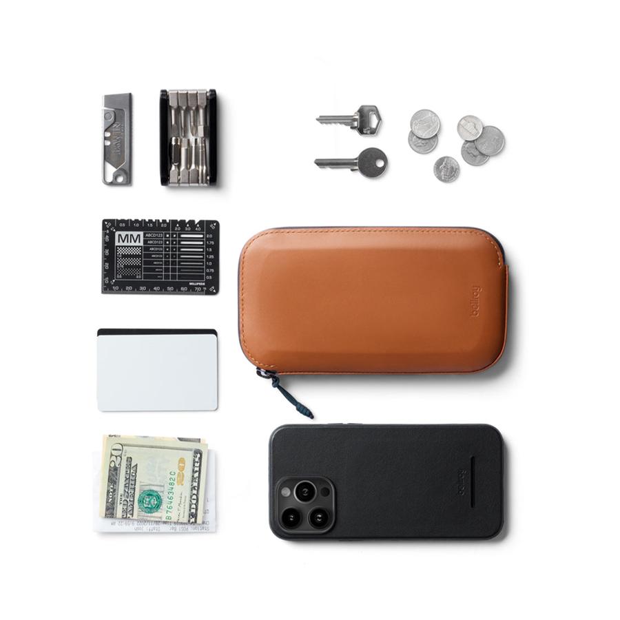 Bellroy All-Conditions Phone Pocket Plus Bronze Bronze