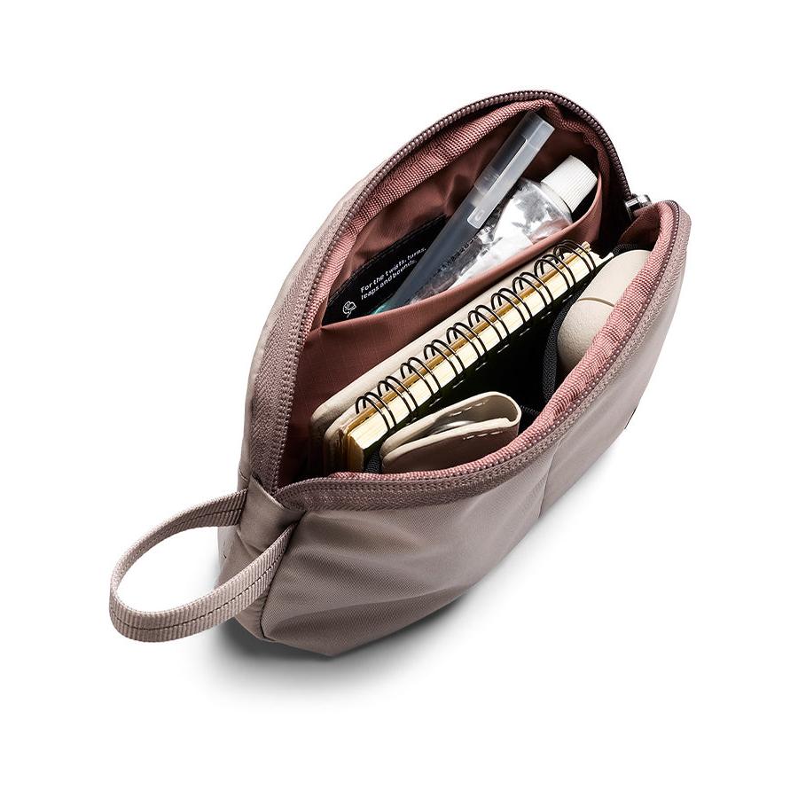 Bellroy Laneway Daily Pouch Fawn Fawn