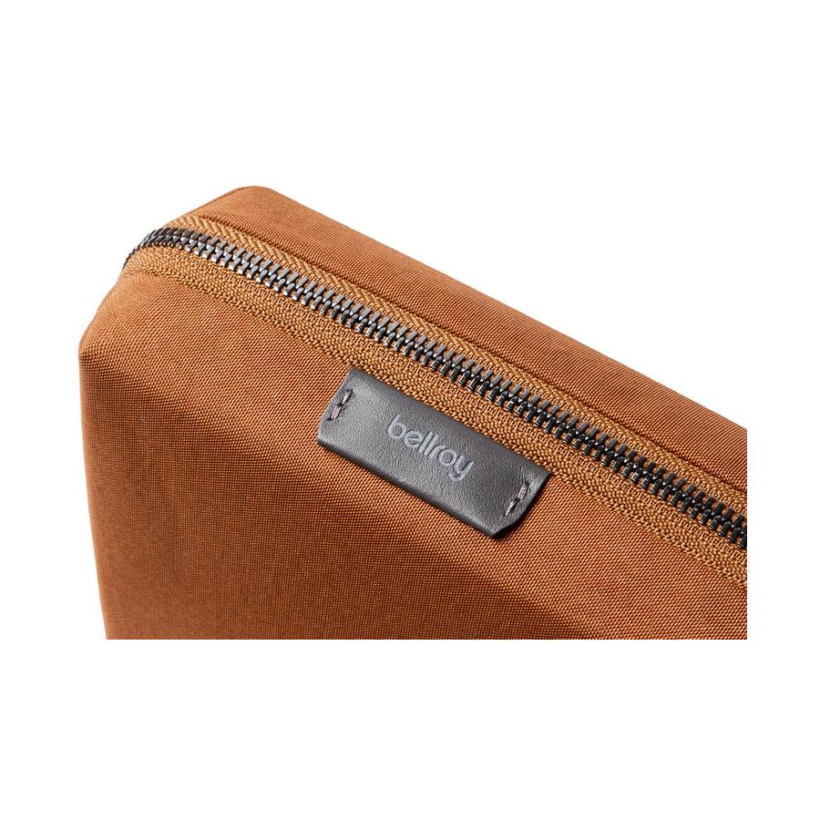Bellroy Tech Kit Compact Bronze Bronze