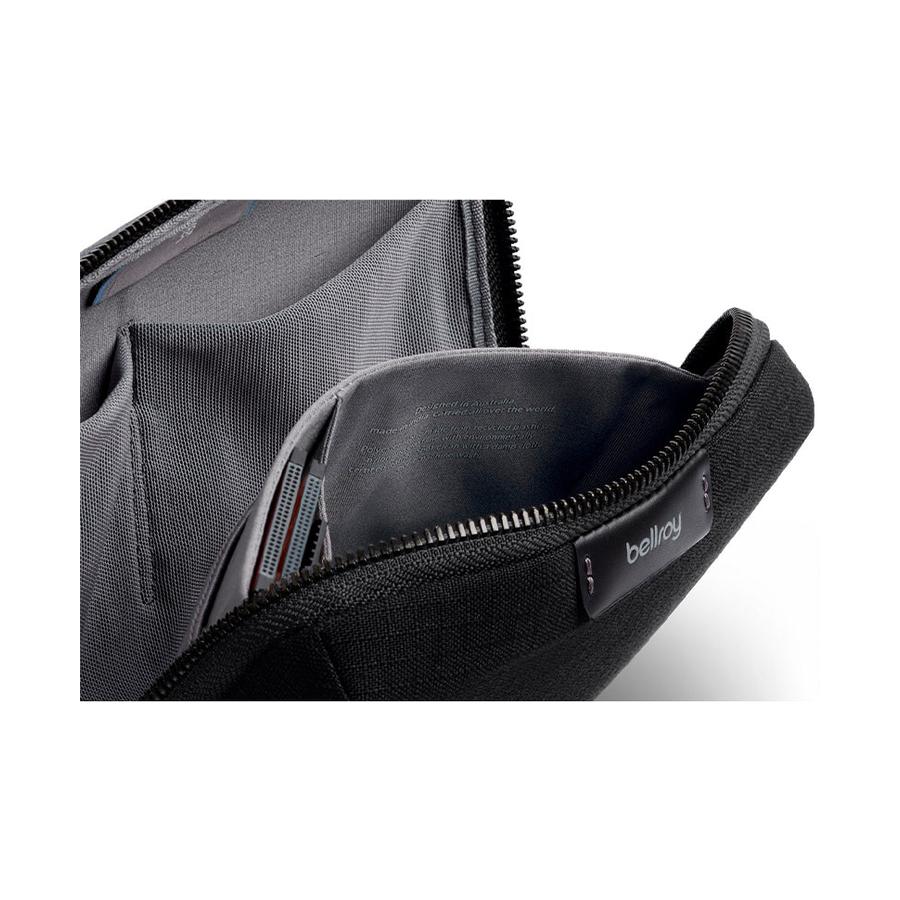 Bellroy Tech Kit Compact Black Black