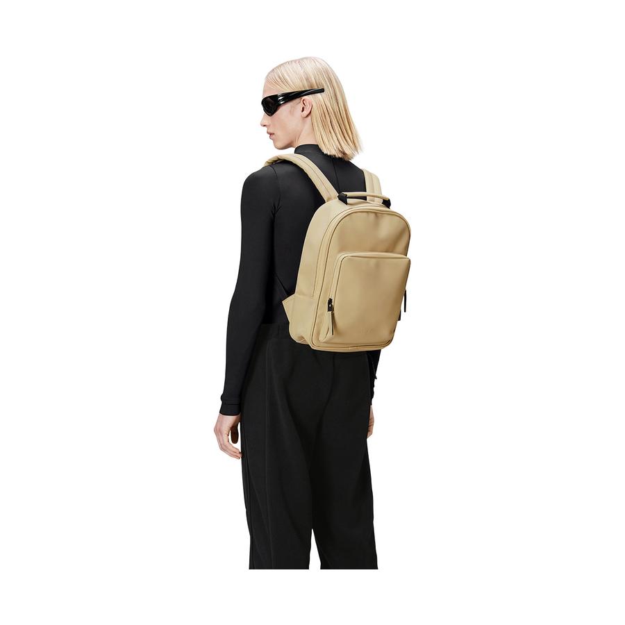 Rains Book Daypack Sand Sand