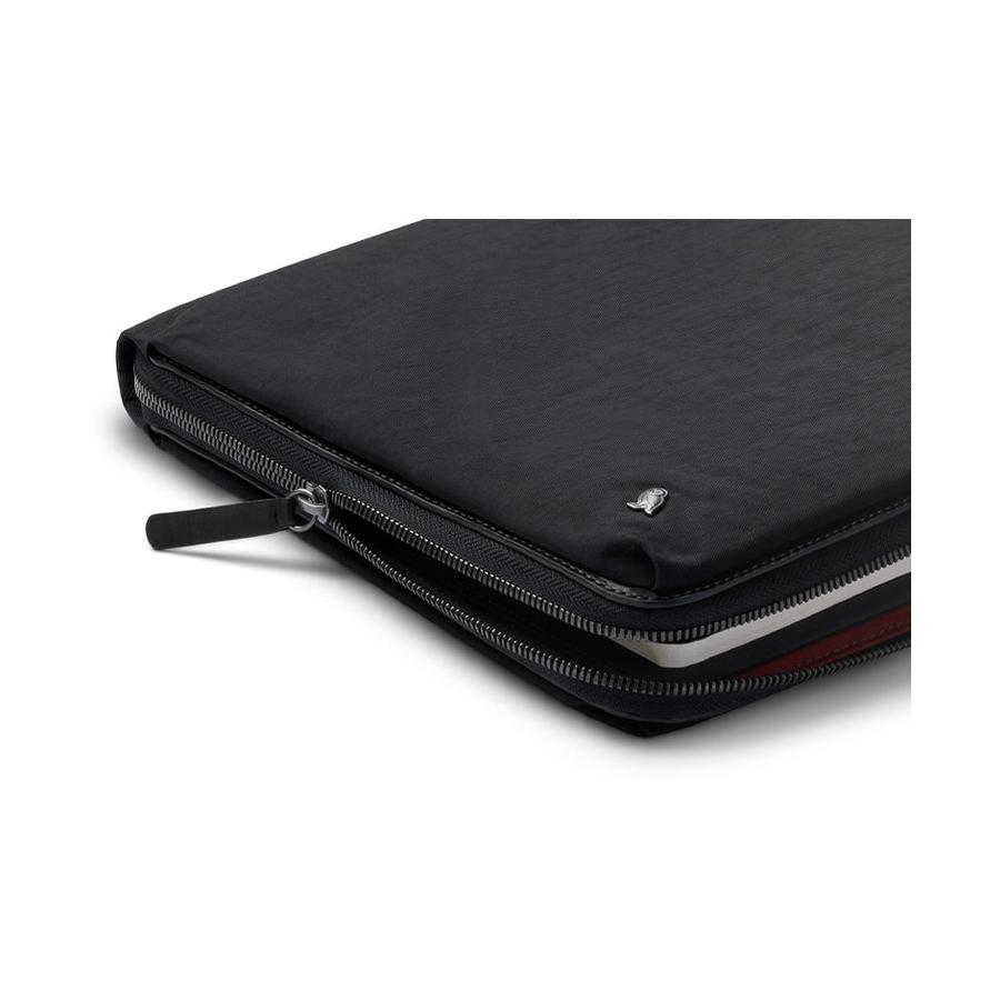 Bellroy Tokyo Folio 12.9" Raven Raven