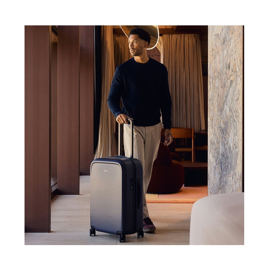 Bellroy Transit 68cm Hardside Check-In Suitcase Nightsky Nightsky