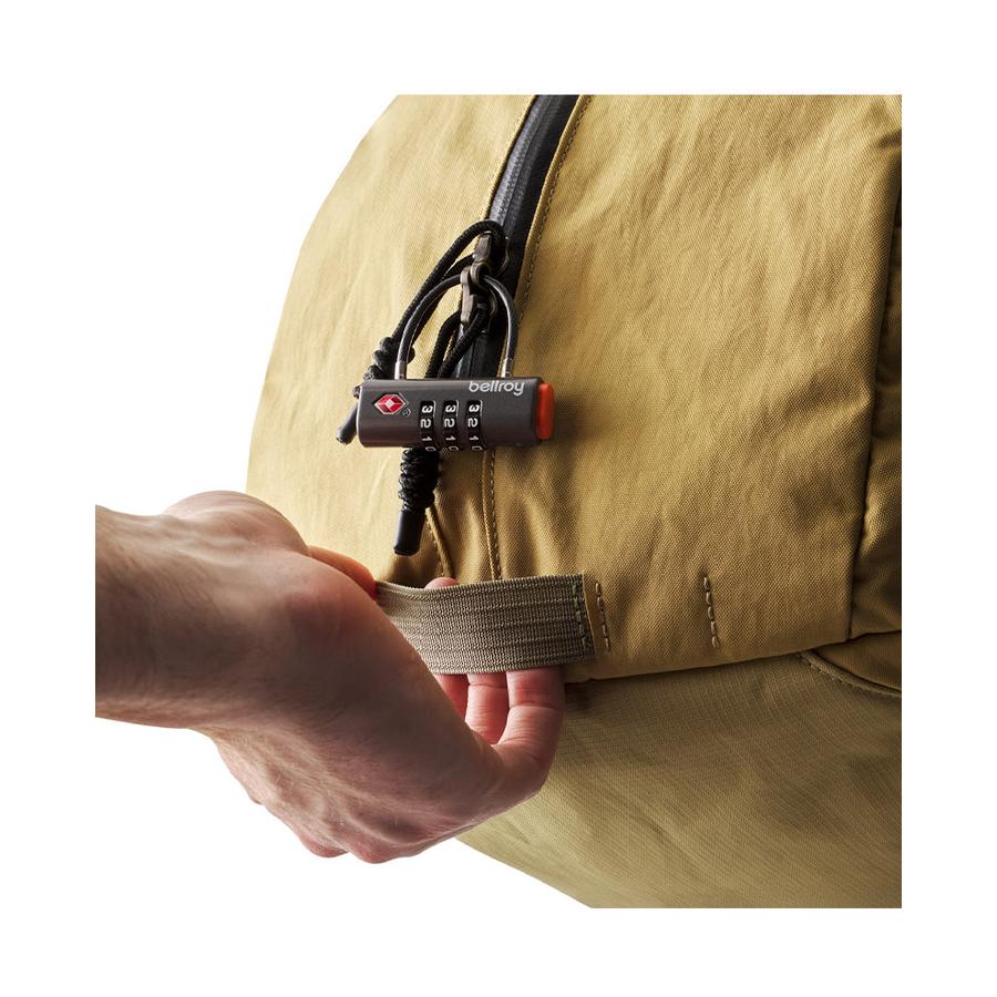 Bellroy Venture Ready Duffle 40L Safari Safari