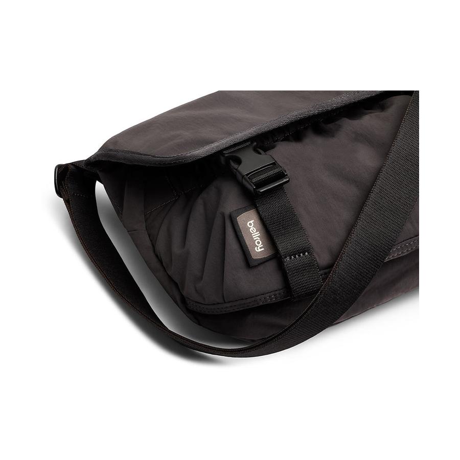 Bellroy Cinch Mini Messenger Black Rock Black Rock