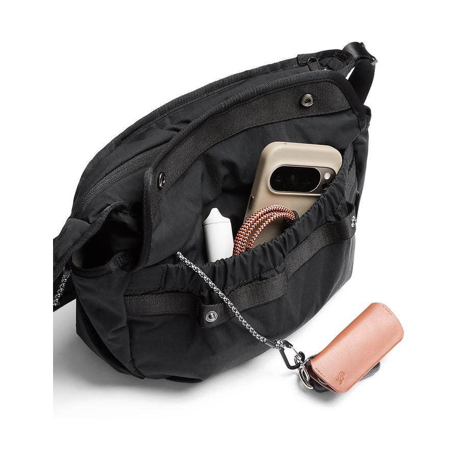 Bellroy Cinch Sling Black Black